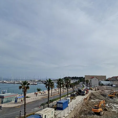 Marinaview Center Split