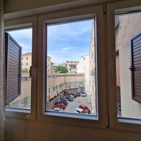 Marinaview Center Apartment